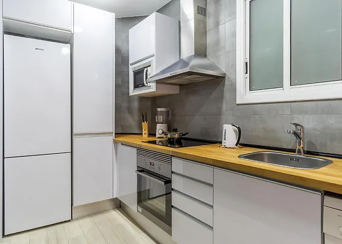 2215 - Ab Calabria Apartmán Barcelona